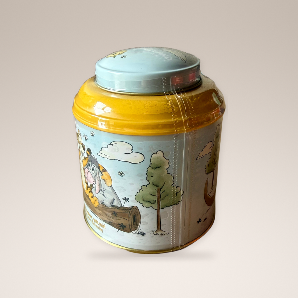 Infusion Winnie l’Ourson – vue latérale avec Bourriquet