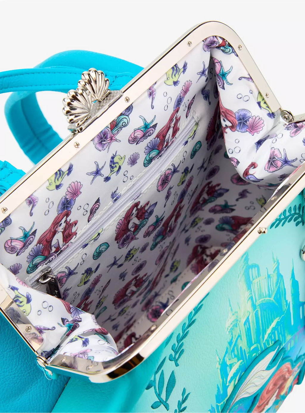 Mini sac à dos Loungefly Ariel Floral à fermoir rétro, La Petite Sirène – visuel 4