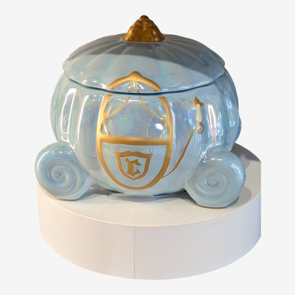 🕯️ Pumpkin Spice Scented Candle – Cinderella’s Carriage – Disneyland