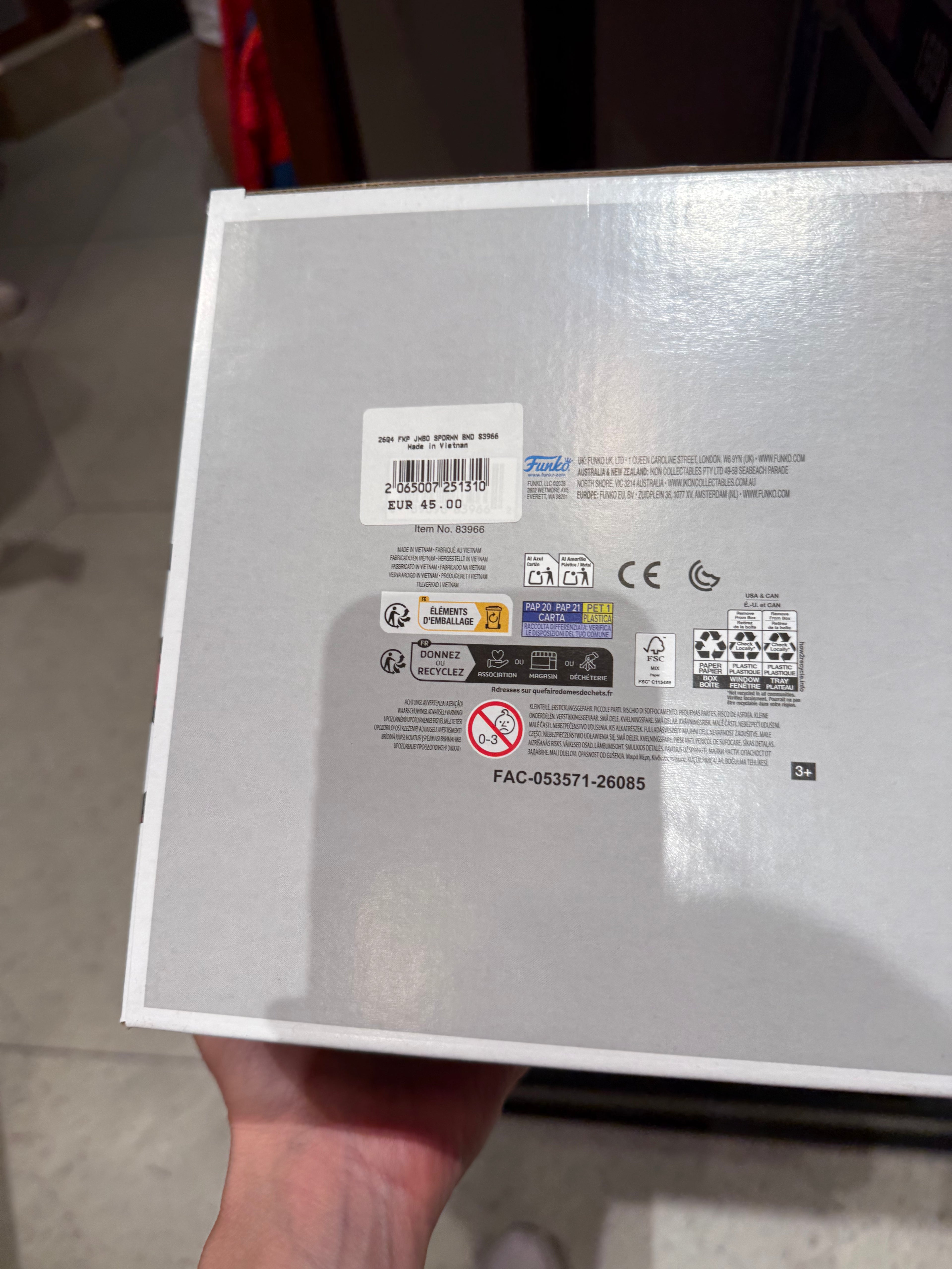 Funko Pop! Jumbo Spider-Man Brand New Day #1589 – Disneyland Paris