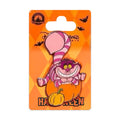 Pin Halloween Chat du Cheshire avec chapeau de sorcière et citrouilles