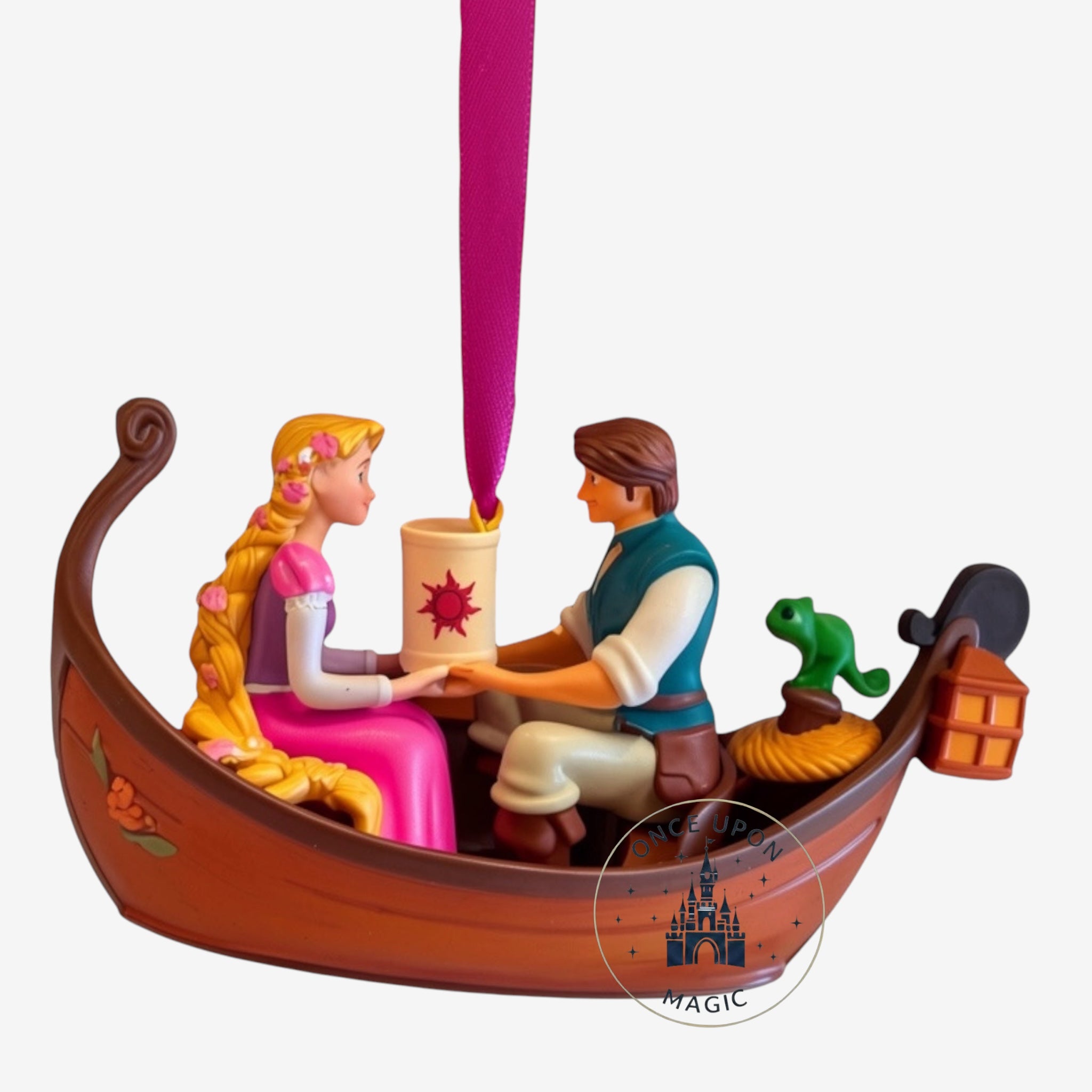 ボートに乗るラプンツェル オーナメント | ディズニーランド・パリ