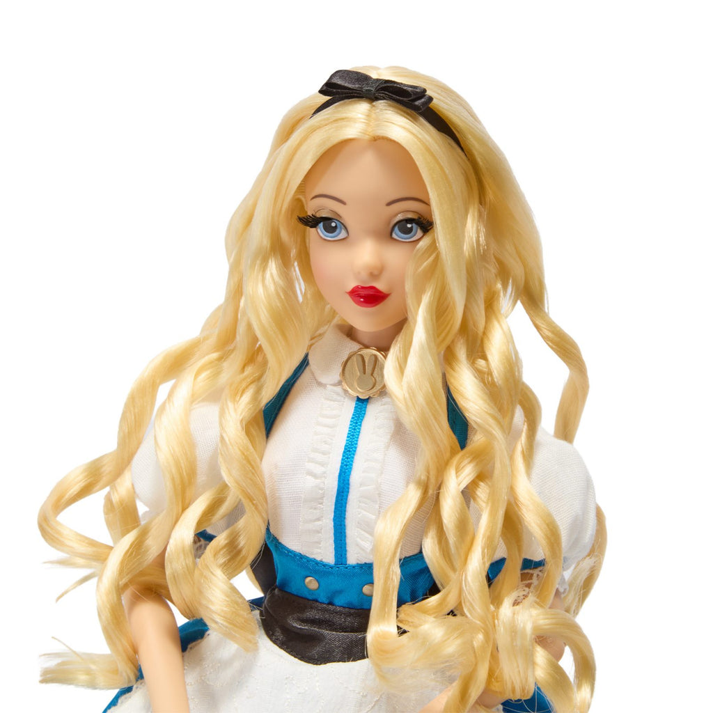 Visage et coiffure de la poupée Alice édition limitée