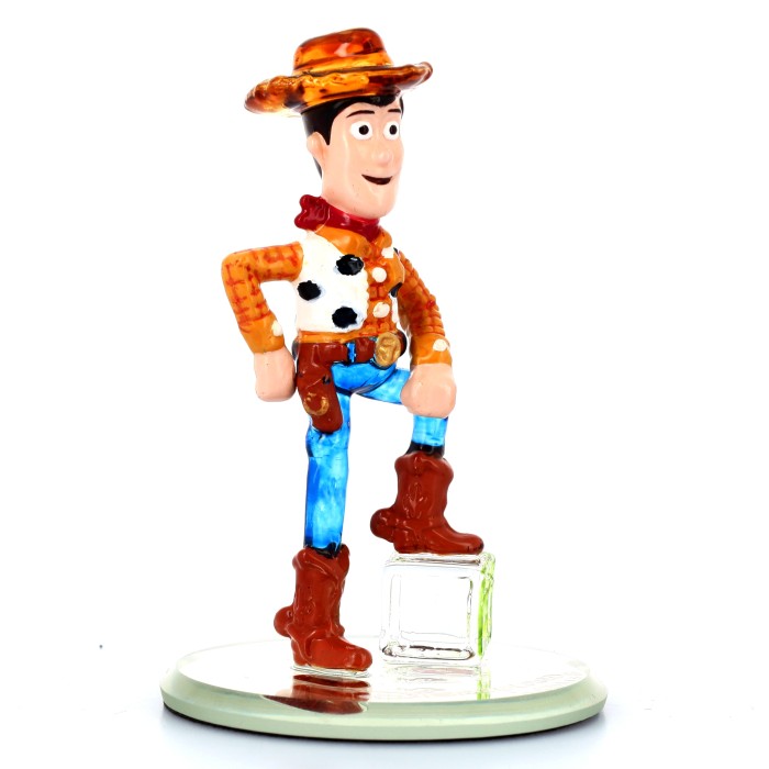 Figurine Arribas woody – vue 3, photo officielle Arribas France / Disney, référence uniquement, droits à vérifier avant publication