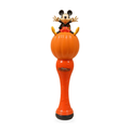 Bâton à Bulles Mickey Citrouille Halloween – Disneyland Paris — vue studio sur fond blanc