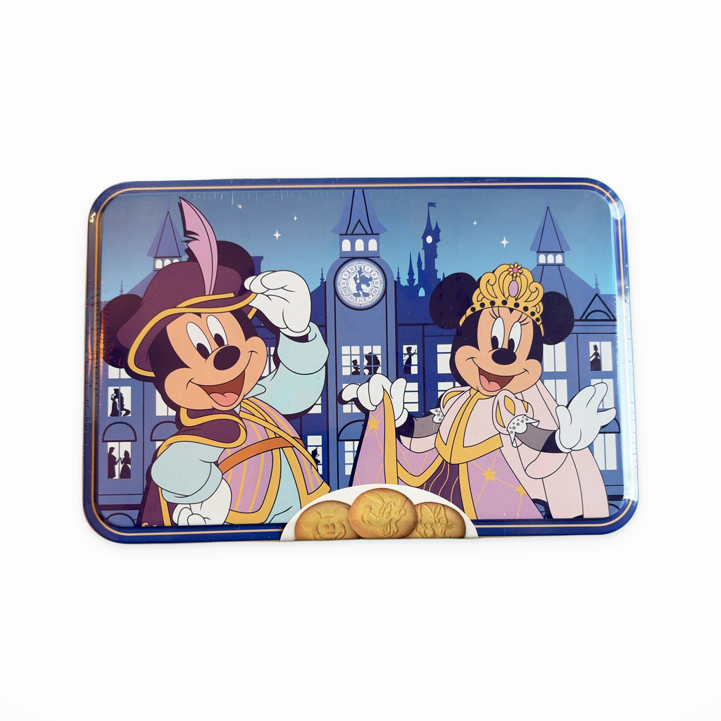 Boîte à gâteaux Disneyland Hotel avec Mickey et Minnie – vue du couvercle sur fond blanc