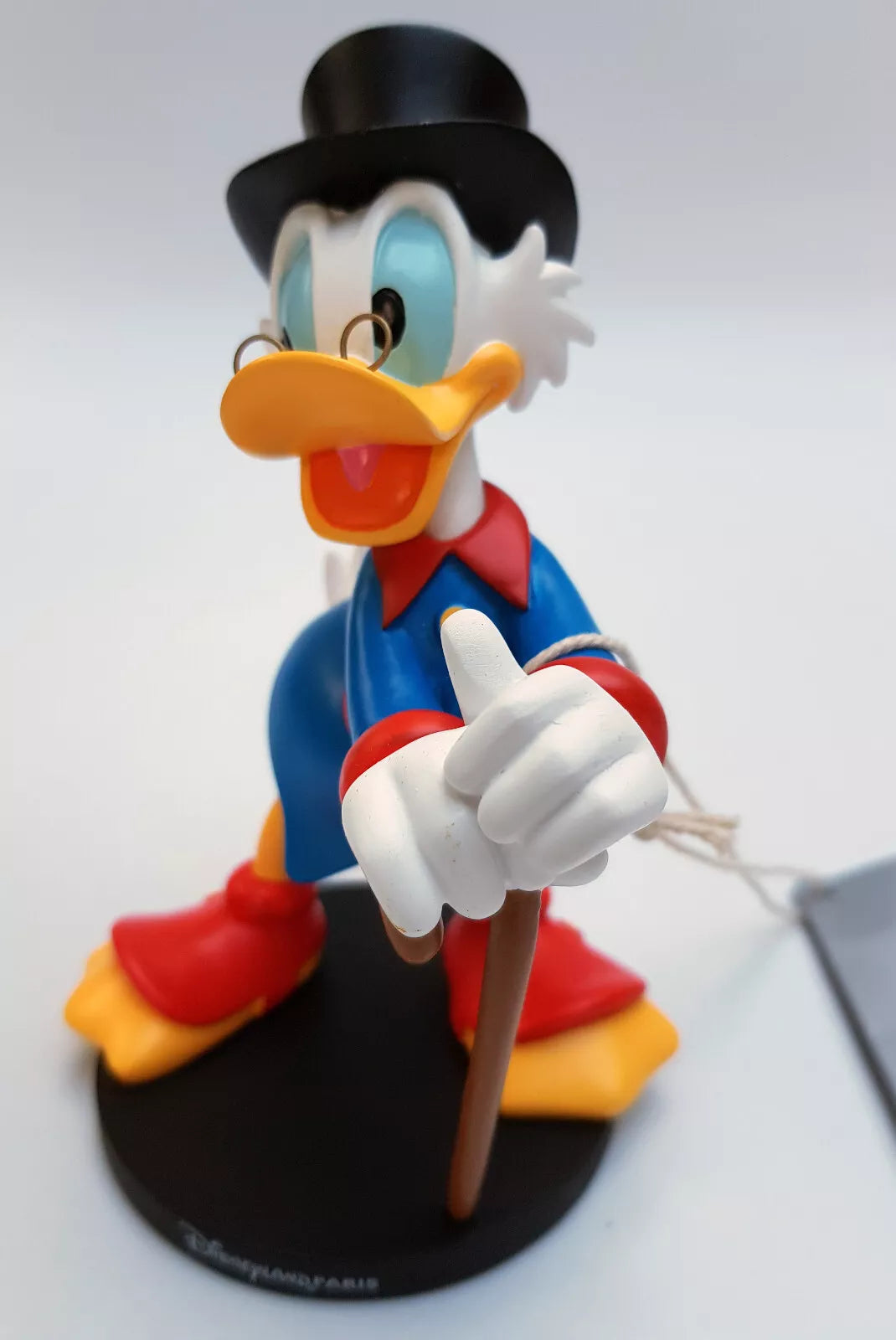 Figurine Picsou Disneyland Paris vue de face