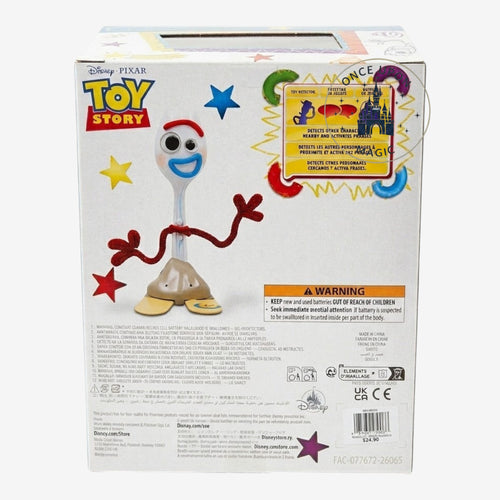 Figurine parlante Forky de Toy Story 4 par Once Upon Magic, en plastique blanc avec des bras en cure-pipe rouges et des pieds jaunes.