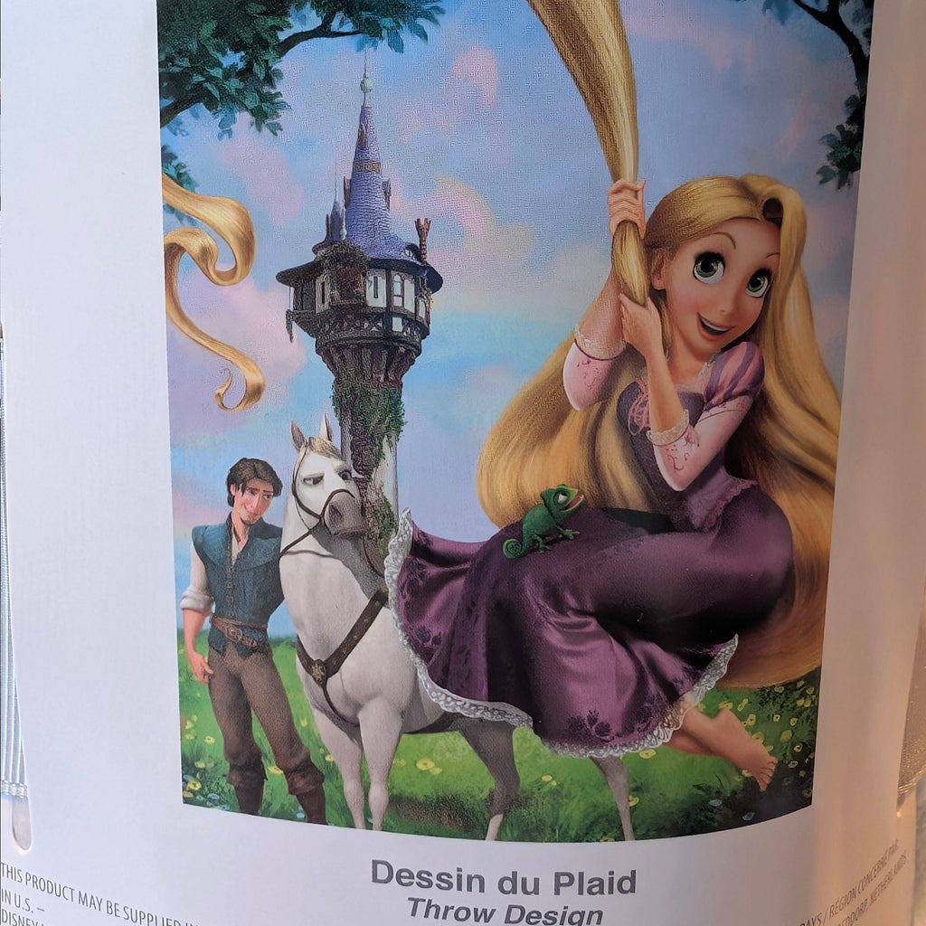 Once Upon Magic Rapunzel, Flynn, Pascal, and horse throw blanket. Purple polyester, 130x160cm.