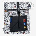 Sac à dos blanc et noir Disneyland Paris avec motif pixel art de Mickey, Donald et la Tour Eiffel. Poches zippées.