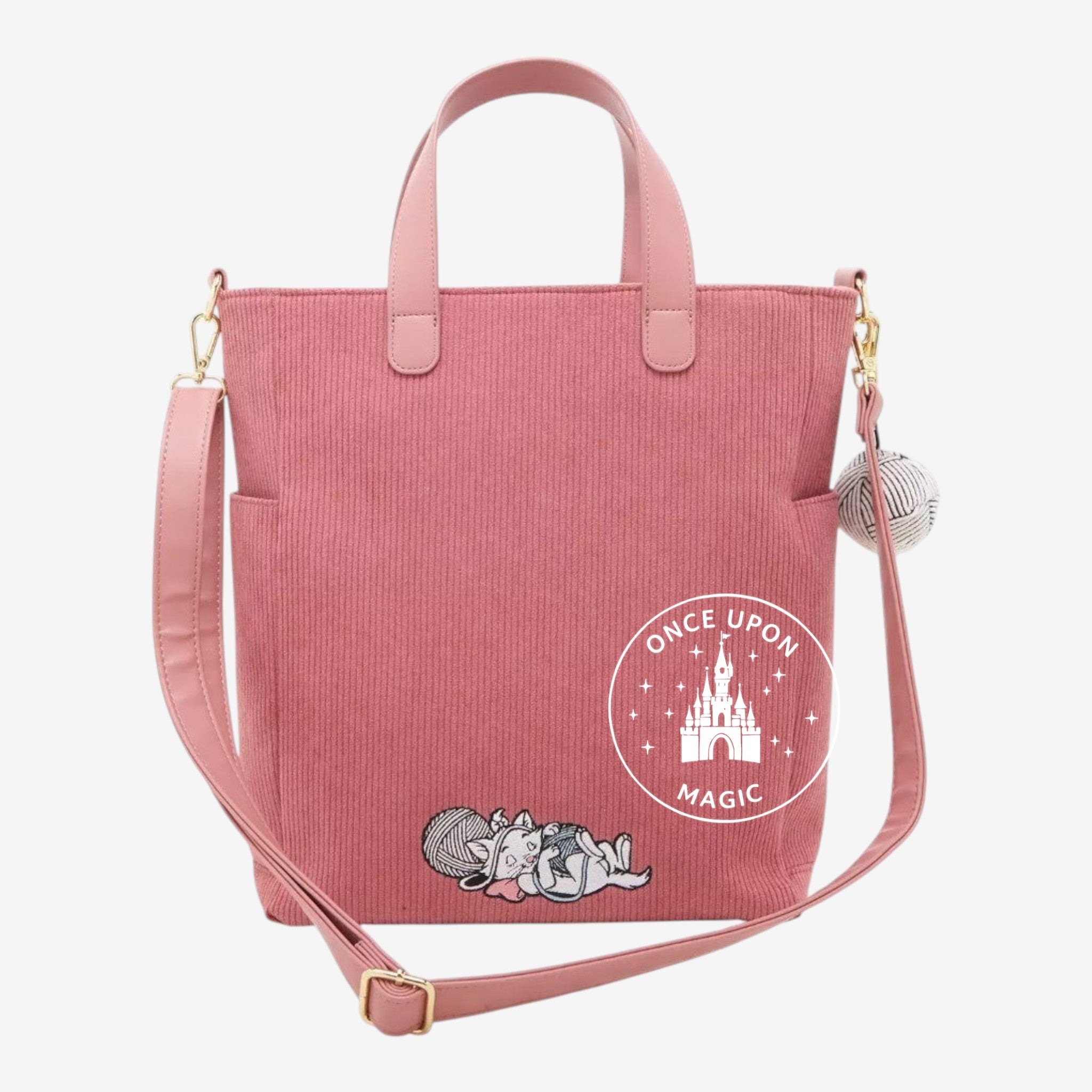Sac tote rose poudré Once Upon Magic en velours côtelé avec application Marie des Aristochats et pelote de laine.