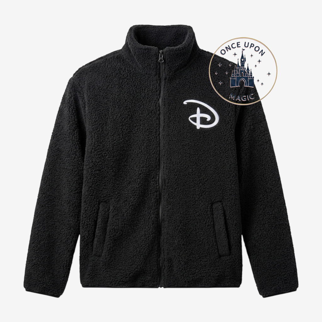 Veste polaire noire zippée Disneyland Paris avec logo D brodé blanc sur la poitrine. 100% polyester.