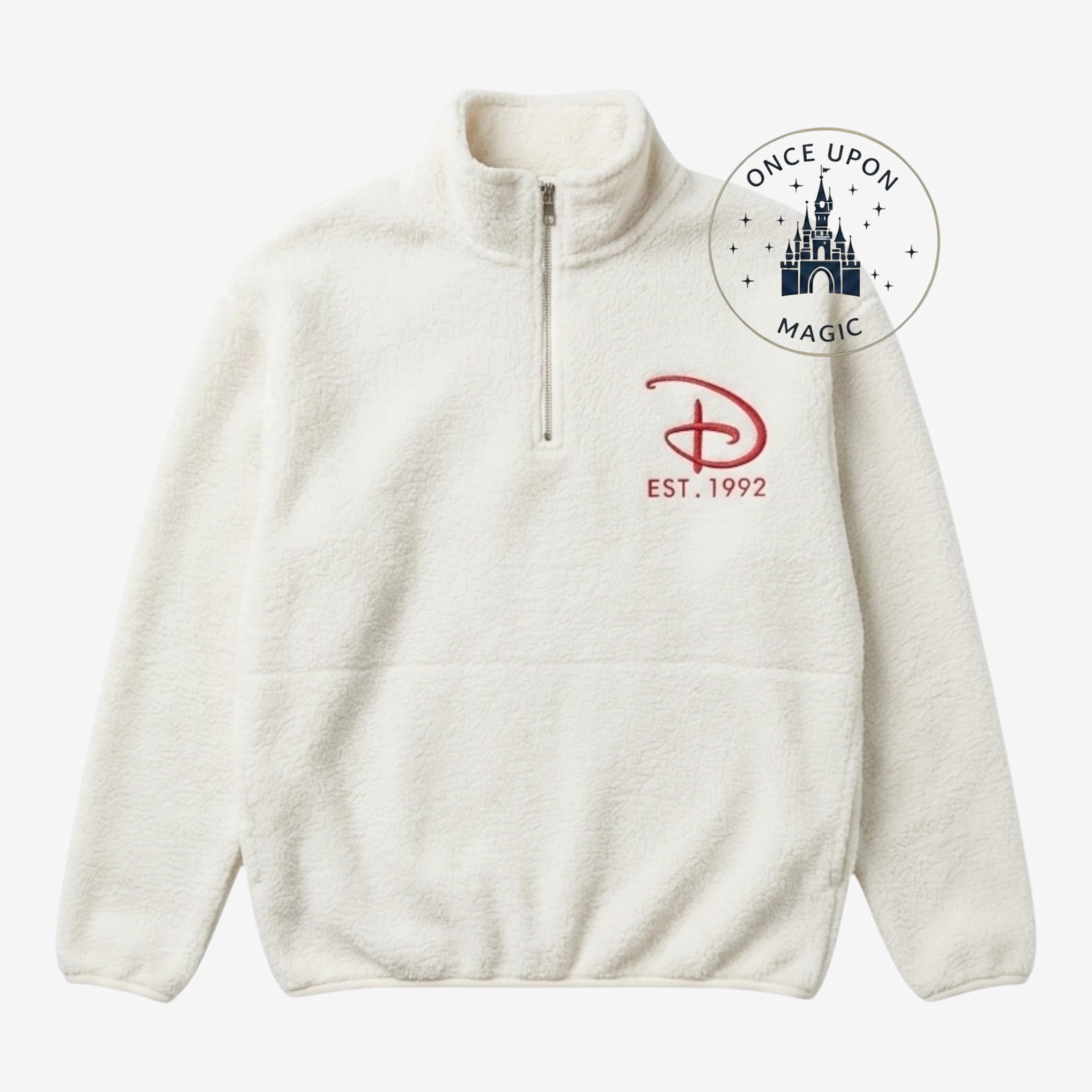 Veste polaire blanche à fermeture éclair 1/4 pour femme, avec logo Disney brodé rouge. Exclusivité Disneyland Paris par Once Upon Magic.