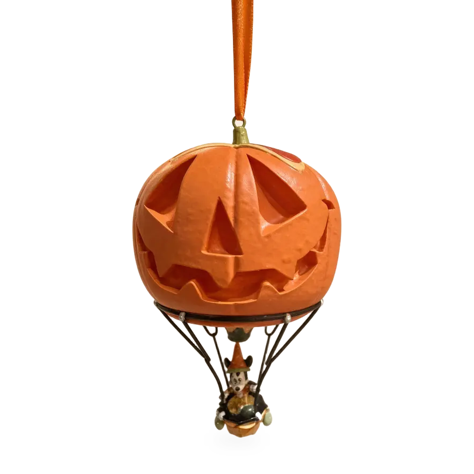 Ornement Mickey Montgolfière Citrouille Halloween – Disneyland Paris — vue studio sur fond blanc