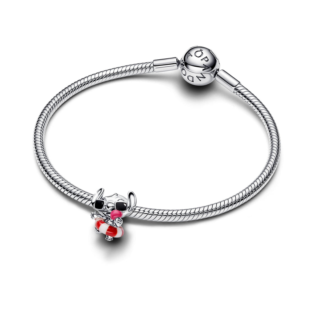 Charm Pandora Disney Stitch Vacances d'été – présenté sur bracelet