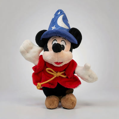 Peluche Mickey Sorcier Fantasia – Disneyland Paris – vue studio