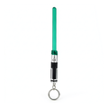 Porte-clés Star Wars Sabre Yoda – Disneyland Paris — vue studio sur fond blanc