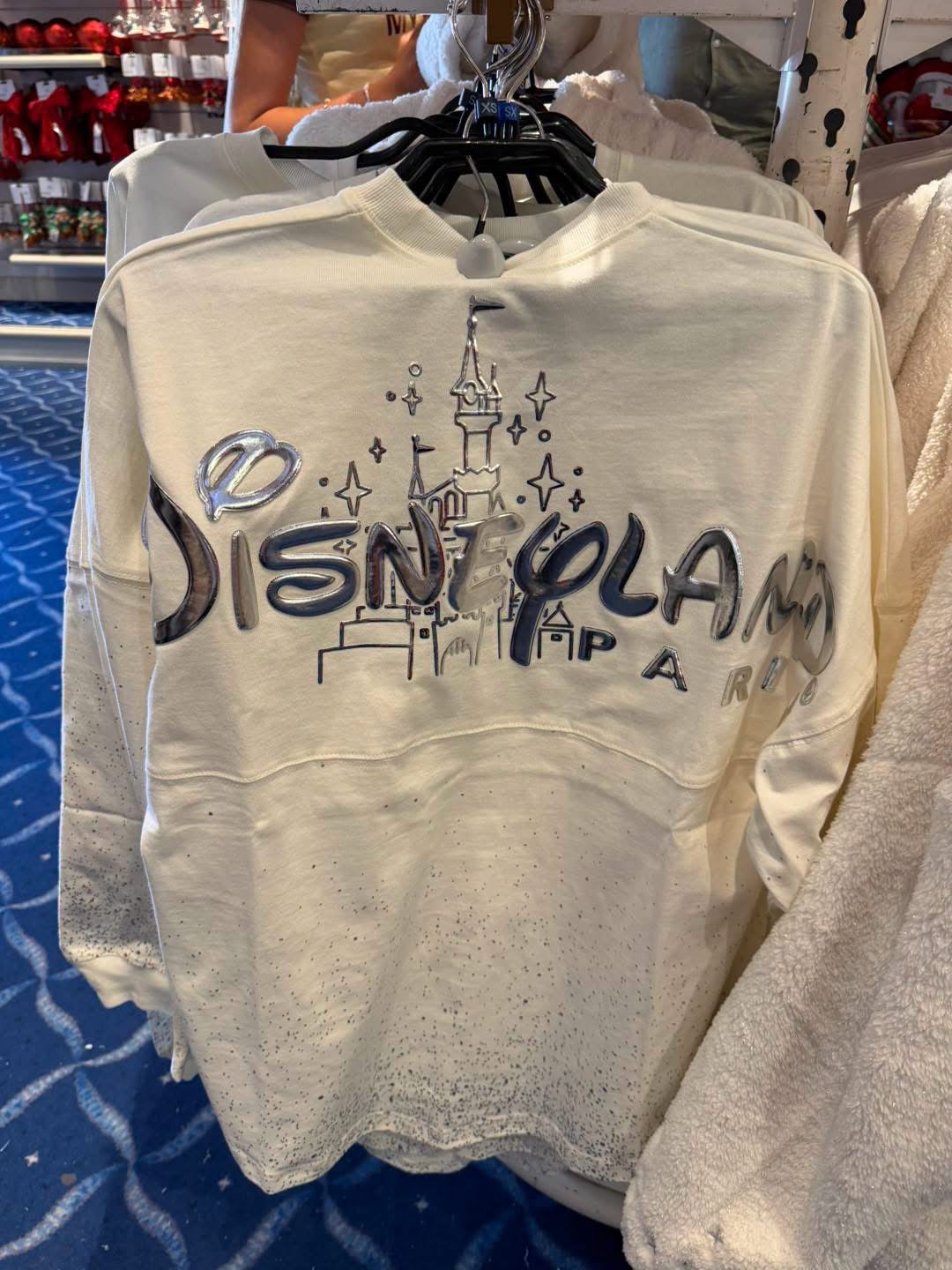 Spirit Jersey Noël blanc Disneyland Paris dos logo métallisé