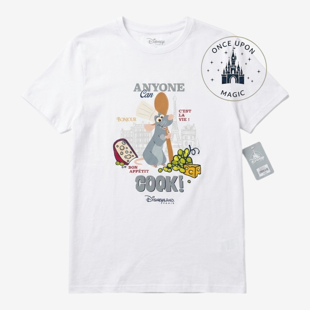 T-shirt Ratatouille Disneyland Paris blanc avec Rémy et slogan Anyone Can Cook