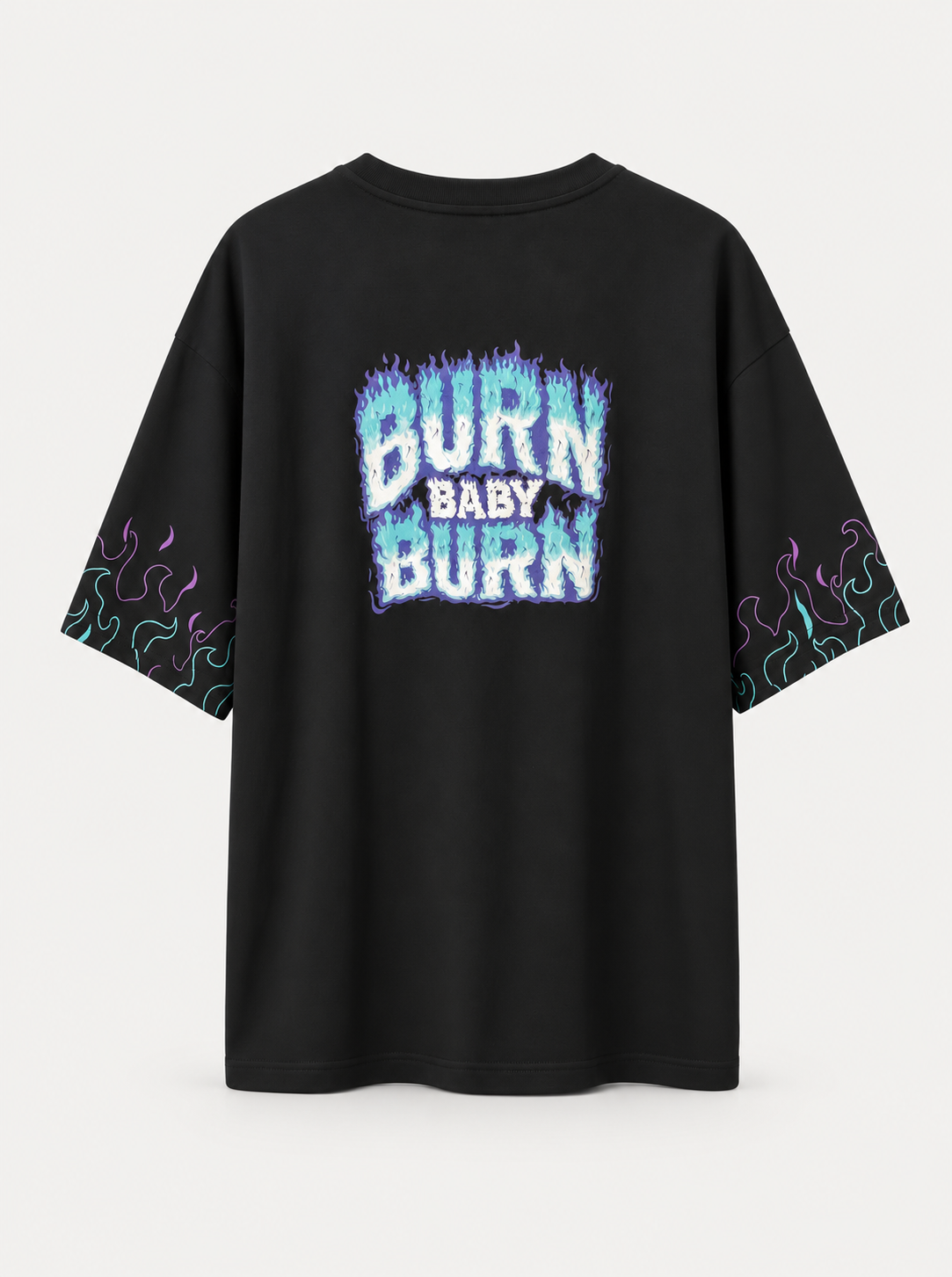 T-shirt Hadès Burn Baby Burn – version studio dos retouchée par IA, à valider avant publication