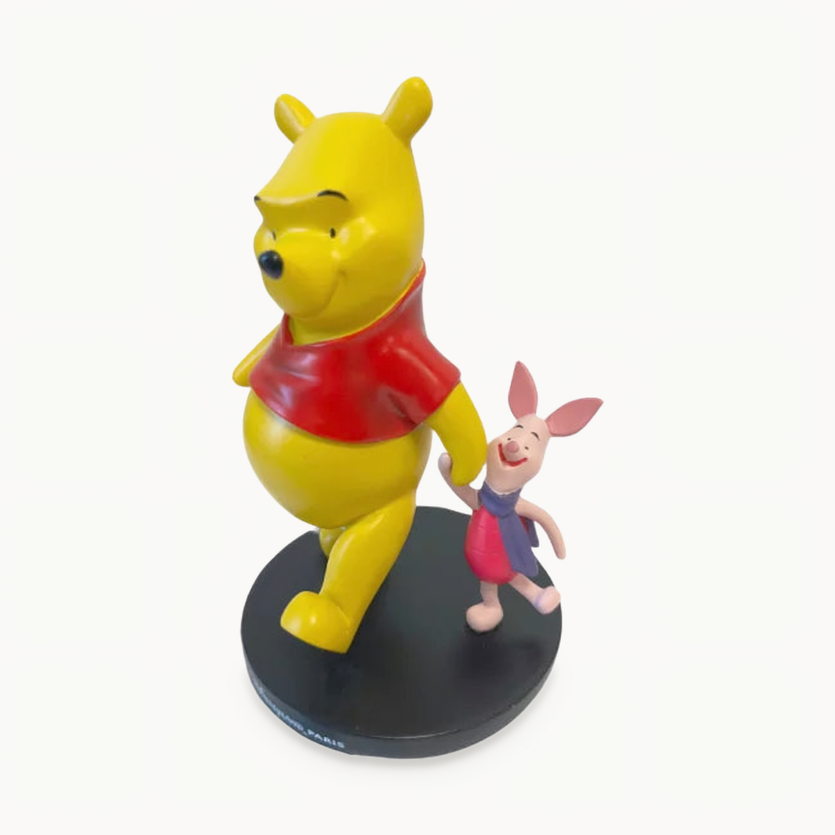 Figurine Winnie et Porcinet – Disneyland Paris – photo studio – vue 2